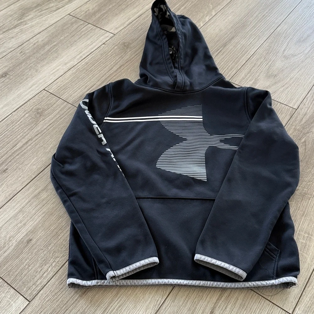 Under Armour Black and Gray Boys Pullover Hoodie Large